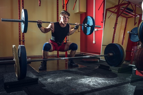 Teenager Squating sees that high repetition training is the key to him training for decades free of injury